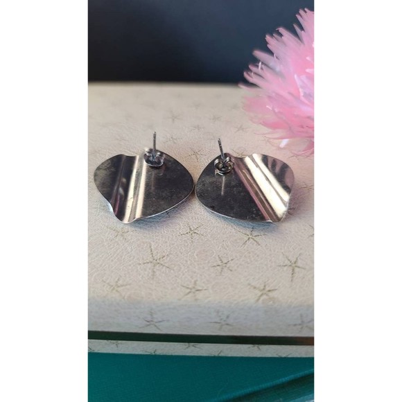 Vintage Blue and Silver Enamel Stud Earrings - Picture 9 of 10